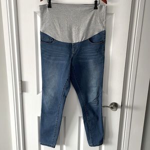Thyme Maternity Jeans - Large